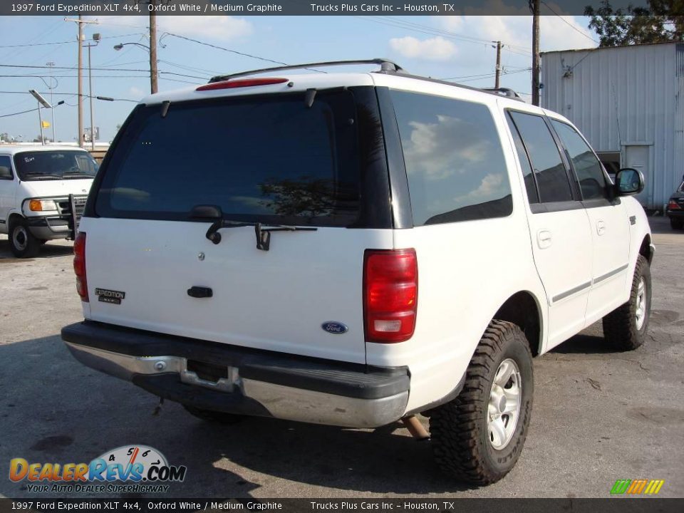 1997 Ford Expedition XLT 4x4 Oxford White / Medium Graphite Photo #4