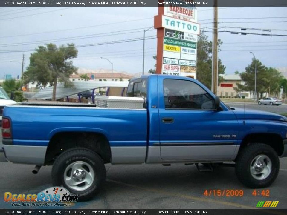 2000 Dodge Ram 1500 SLT Regular Cab 4x4 Intense Blue Pearlcoat / Mist Gray Photo #10