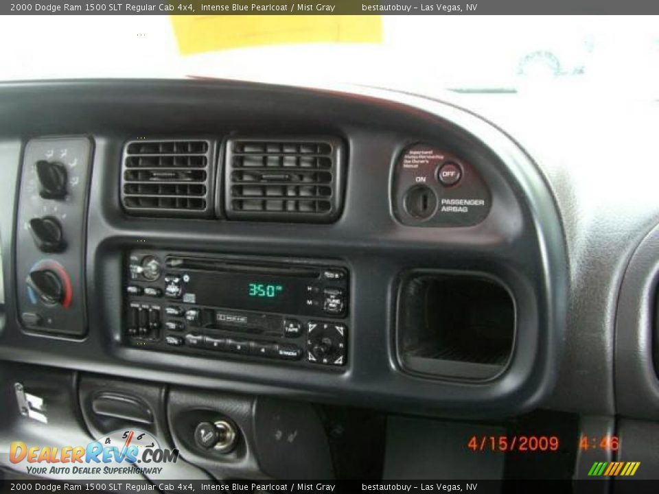 2000 Dodge Ram 1500 SLT Regular Cab 4x4 Intense Blue Pearlcoat / Mist Gray Photo #27