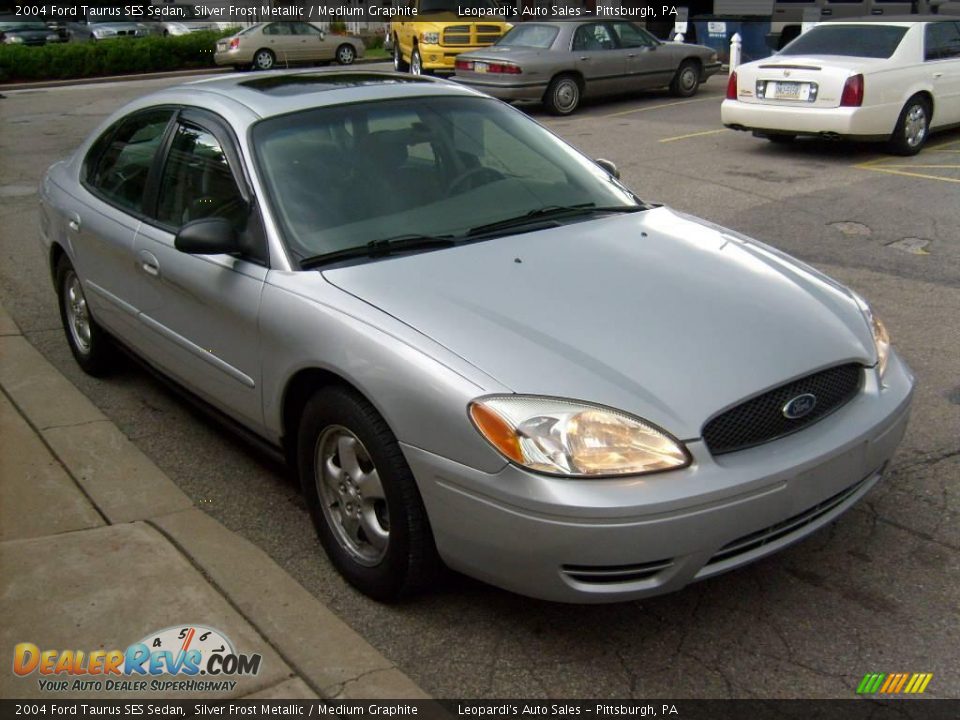 2004 Ford Taurus SES Sedan Silver Frost Metallic / Medium Graphite Photo #5