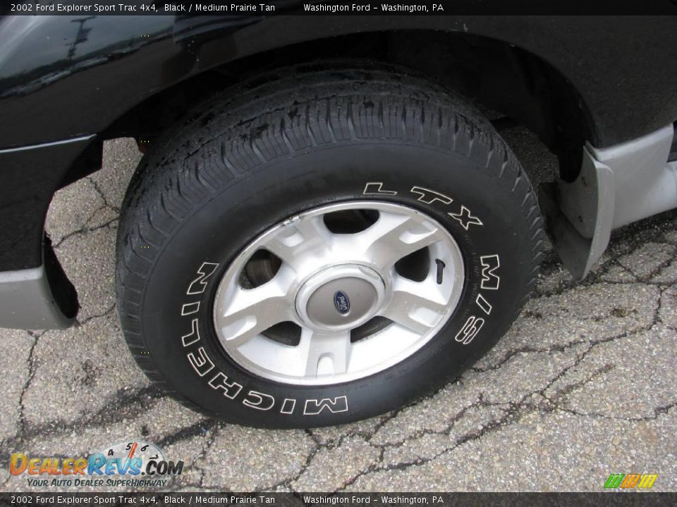 2002 Ford Explorer Sport Trac 4x4 Black / Medium Prairie Tan Photo #13