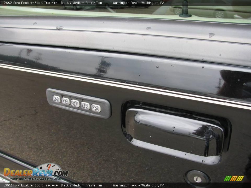 2002 Ford Explorer Sport Trac 4x4 Black / Medium Prairie Tan Photo #14