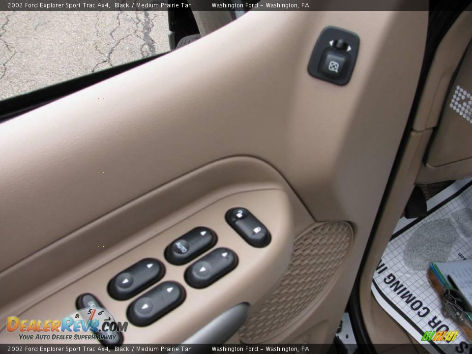 2002 Ford Explorer Sport Trac 4x4 Black / Medium Prairie Tan Photo #18