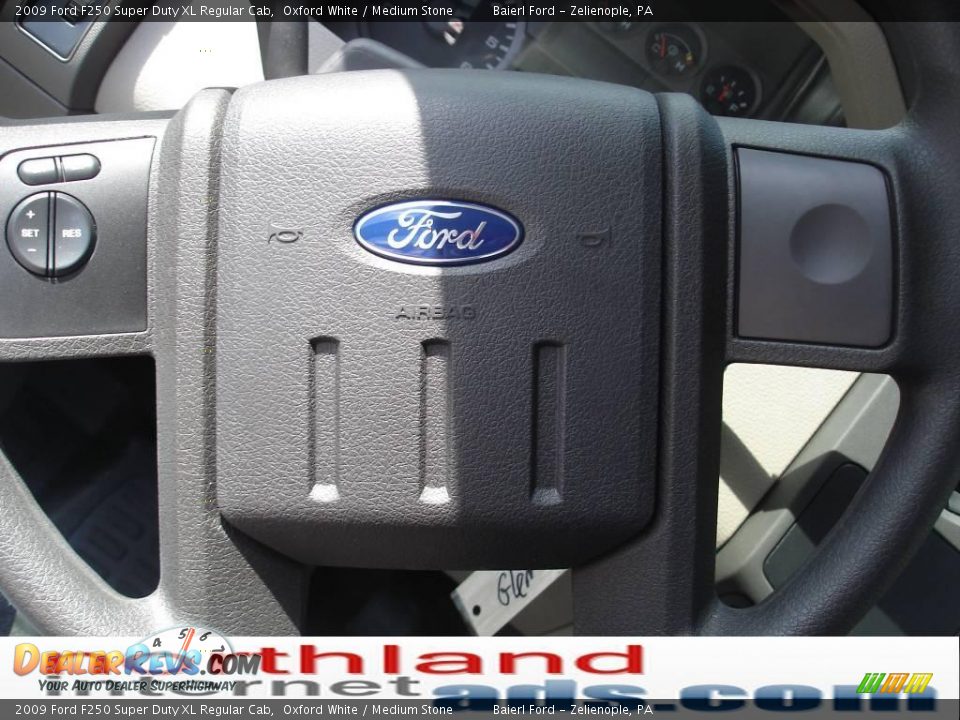 2009 Ford F250 Super Duty XL Regular Cab Oxford White / Medium Stone Photo #19