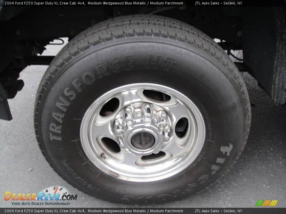 2004 Ford F250 Super Duty XL Crew Cab 4x4 Medium Wedgewood Blue Metallic / Medium Parchment Photo #7