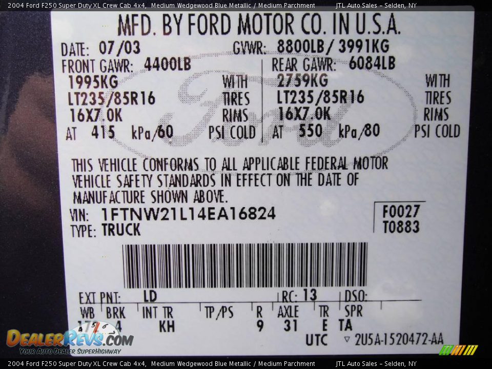 2004 Ford F250 Super Duty XL Crew Cab 4x4 Medium Wedgewood Blue Metallic / Medium Parchment Photo #15