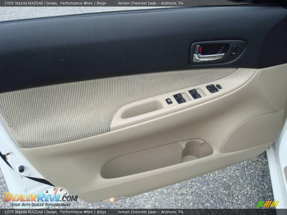 2005 Mazda MAZDA6 i Sedan Performance White / Beige Photo #12