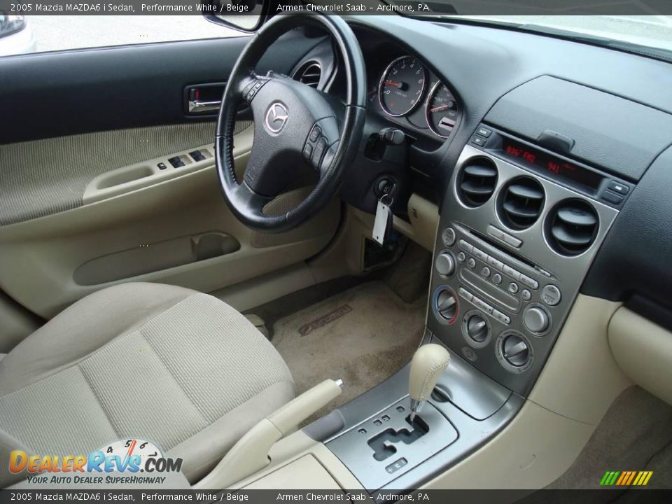 2005 Mazda MAZDA6 i Sedan Performance White / Beige Photo #17