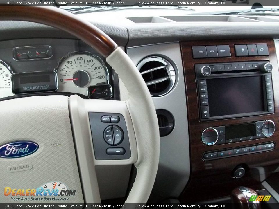 2010 Ford Expedition Limited White Platinum Tri-Coat Metallic / Stone Photo #3