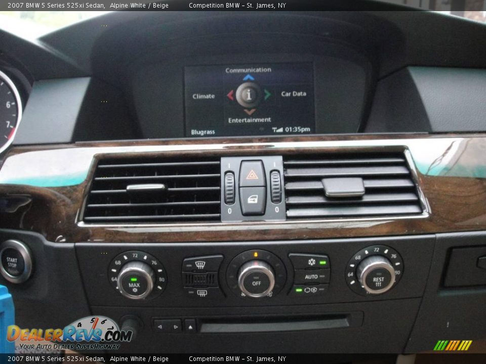 2007 BMW 5 Series 525xi Sedan Alpine White / Beige Photo #13