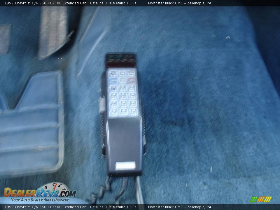 1992 Chevrolet C/K 3500 C3500 Extended Cab Catalina Blue Metallic / Blue Photo #18