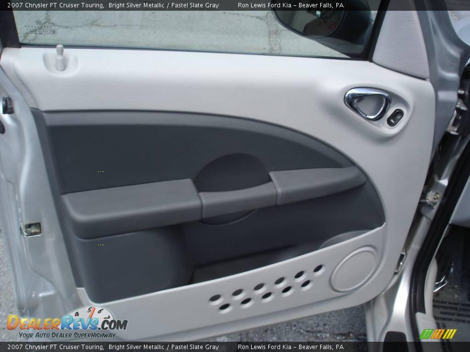 2007 Chrysler PT Cruiser Touring Bright Silver Metallic / Pastel Slate Gray Photo #6