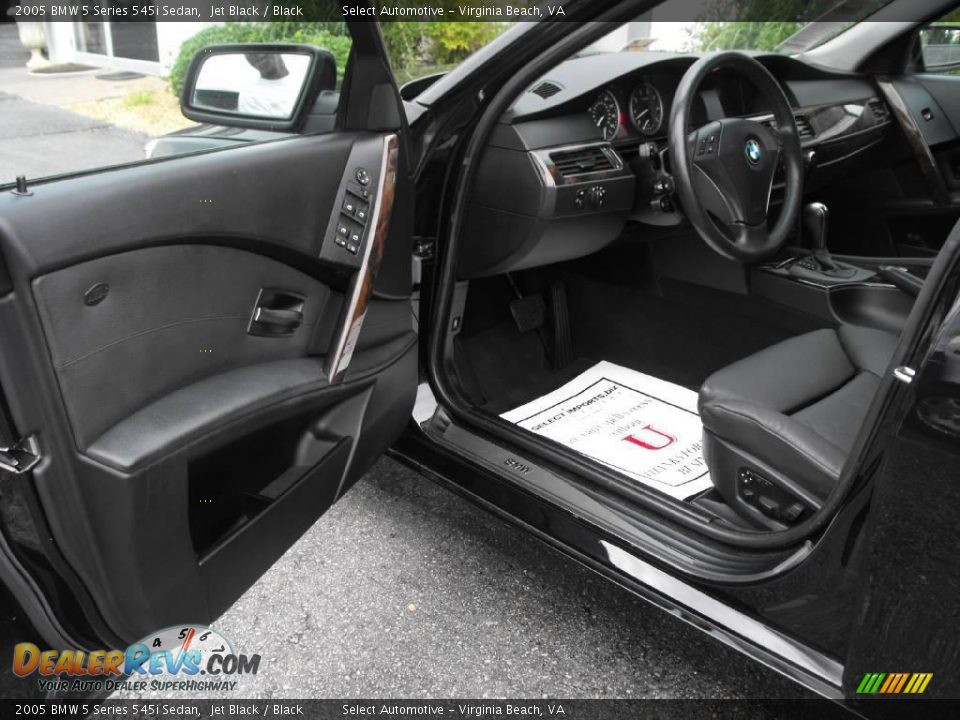 2005 BMW 5 Series 545i Sedan Jet Black / Black Photo #15