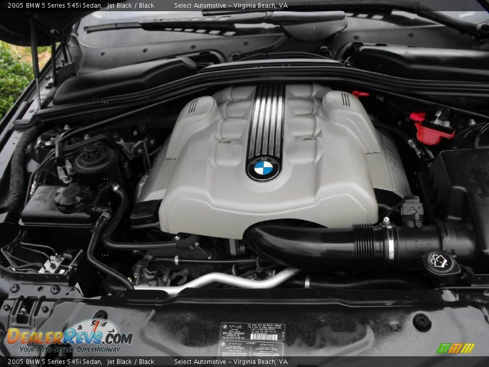2005 BMW 5 Series 545i Sedan Jet Black / Black Photo #31