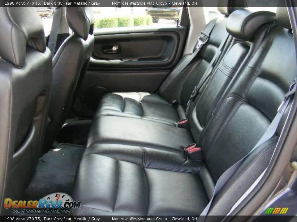 Rear Seat of 1998 Volvo V70 T5 Photo #11