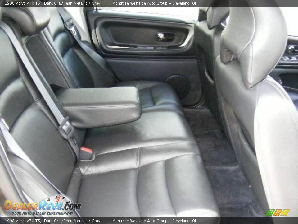 Rear Seat of 1998 Volvo V70 T5 Photo #12