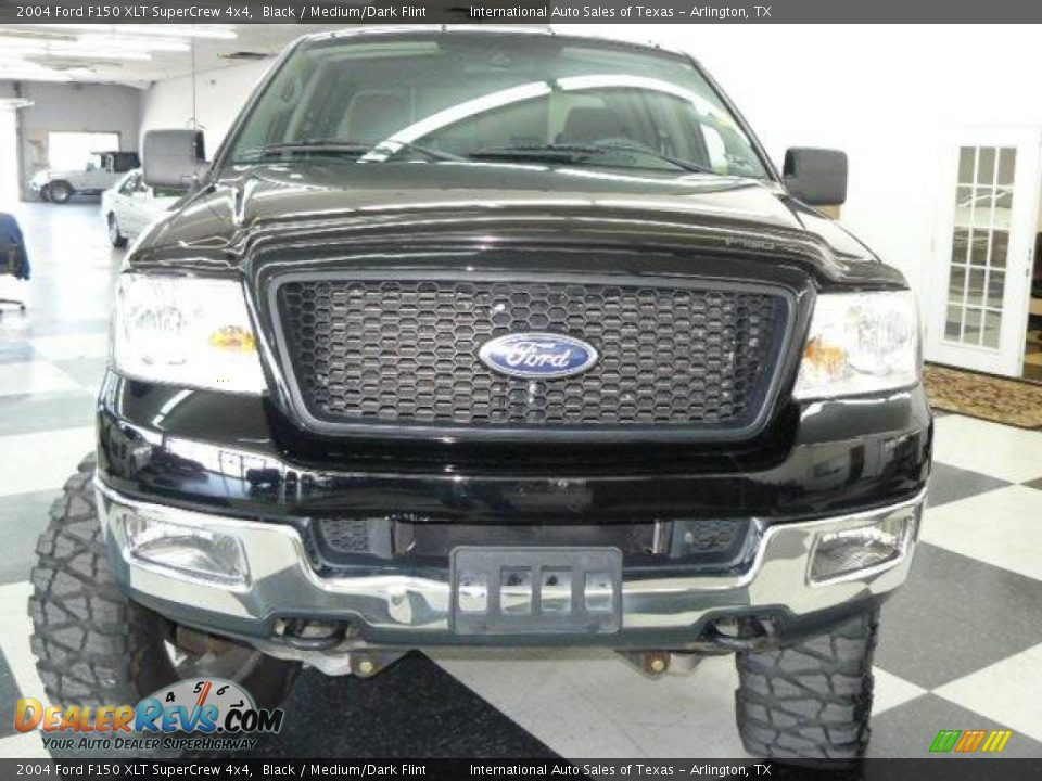 2004 Ford F150 XLT SuperCrew 4x4 Black / Medium/Dark Flint Photo #2