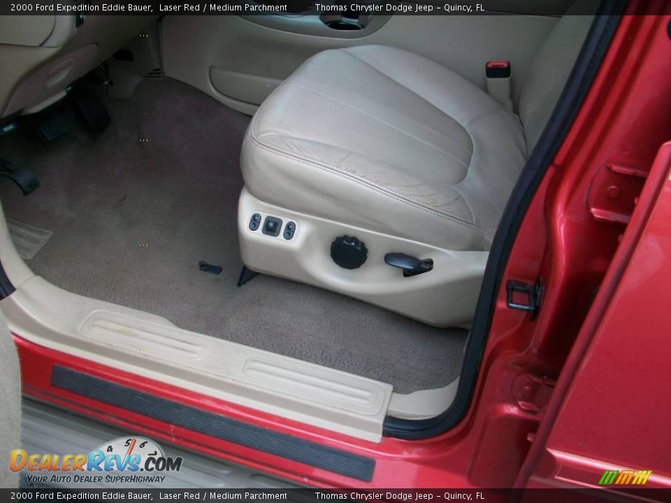 2000 Ford Expedition Eddie Bauer Laser Red / Medium Parchment Photo #11