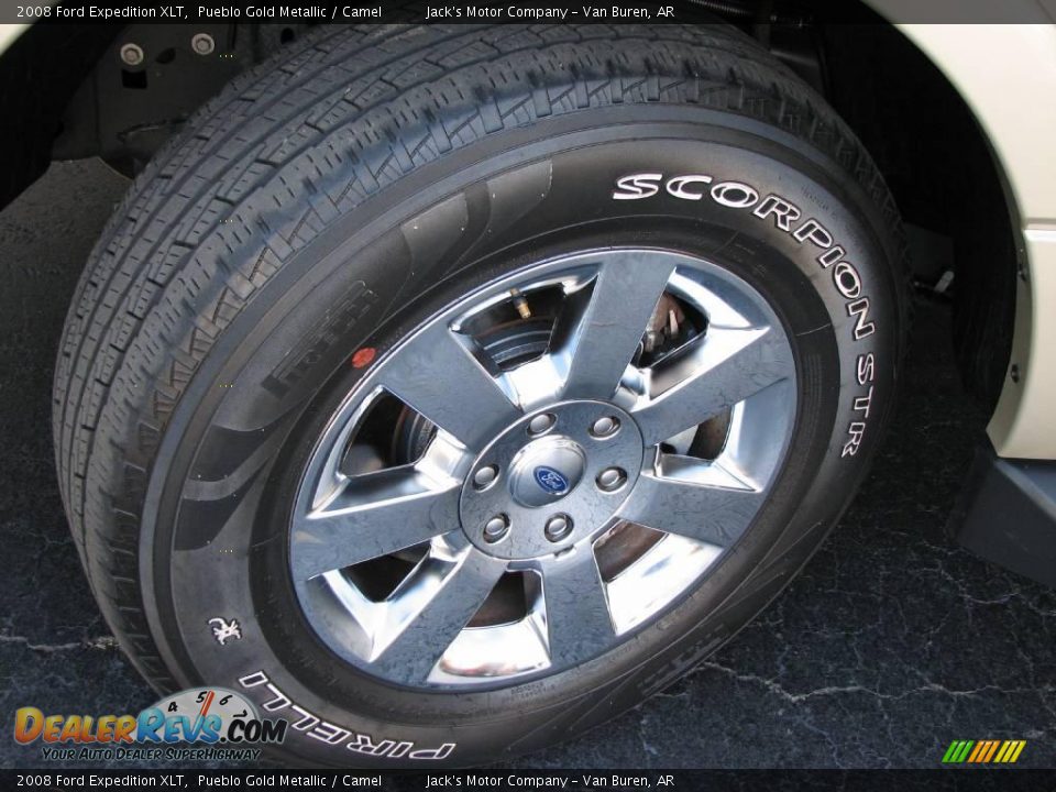 2008 Ford Expedition XLT Pueblo Gold Metallic / Camel Photo #14