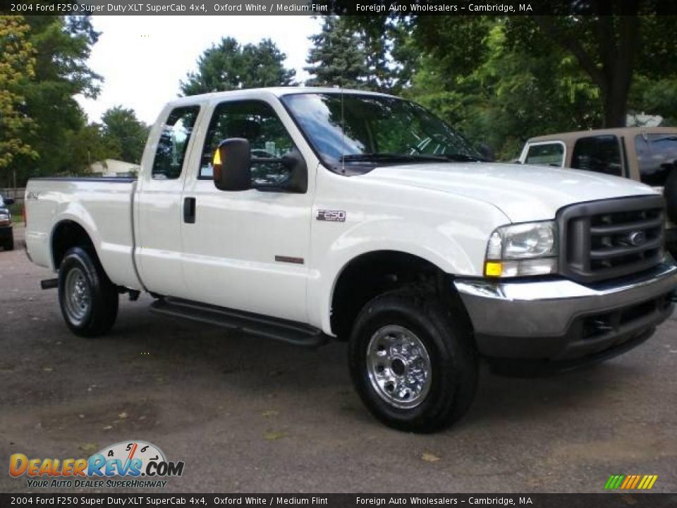 2004 Ford F250 Super Duty XLT SuperCab 4x4 Oxford White / Medium Flint Photo #11