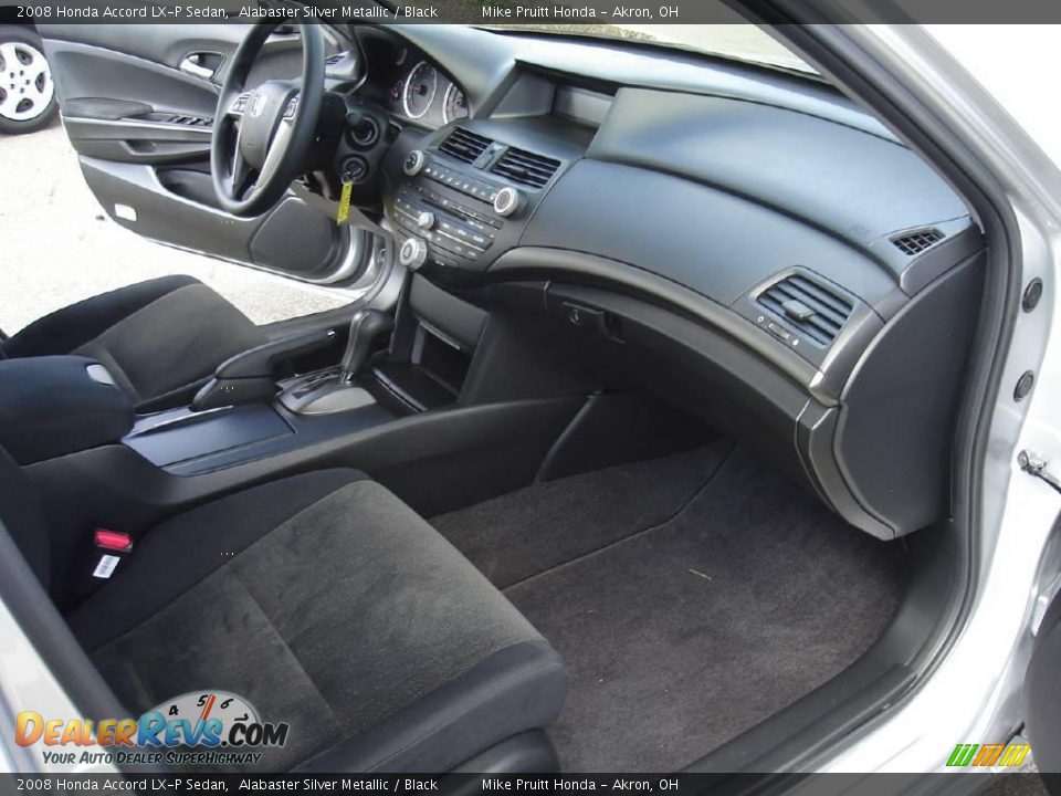 2008 Honda Accord LX-P Sedan Alabaster Silver Metallic / Black Photo #18