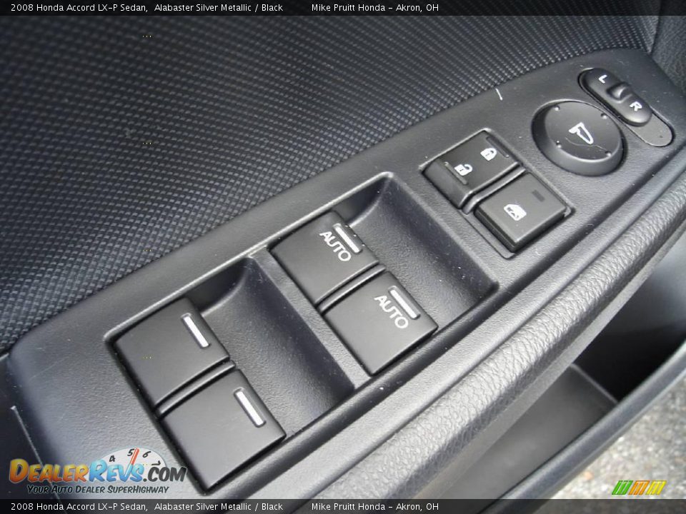 2008 Honda Accord LX-P Sedan Alabaster Silver Metallic / Black Photo #20