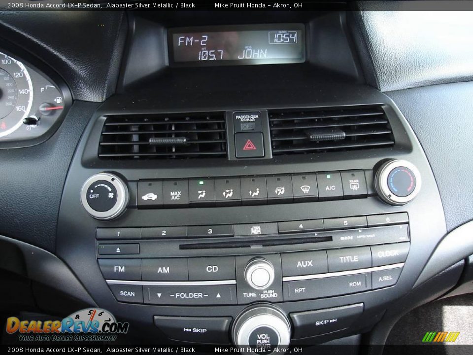 2008 Honda Accord LX-P Sedan Alabaster Silver Metallic / Black Photo #25