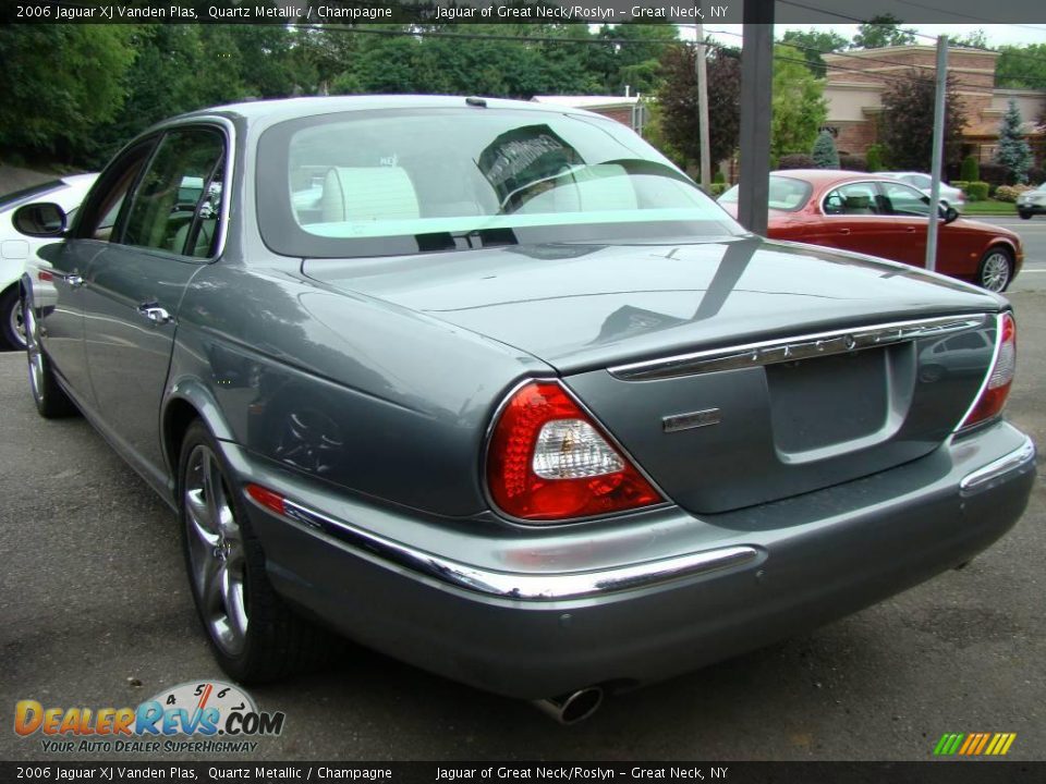 2006 Jaguar XJ Vanden Plas Quartz Metallic / Champagne Photo #4