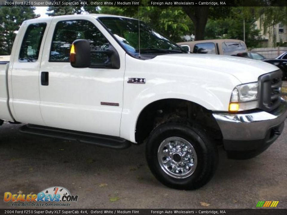 2004 Ford F250 Super Duty XLT SuperCab 4x4 Oxford White / Medium Flint Photo #20