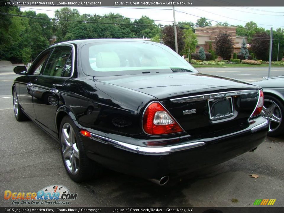 2006 Jaguar XJ Vanden Plas Ebony Black / Champagne Photo #3