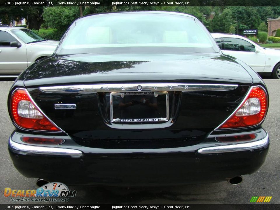 2006 Jaguar XJ Vanden Plas Ebony Black / Champagne Photo #4
