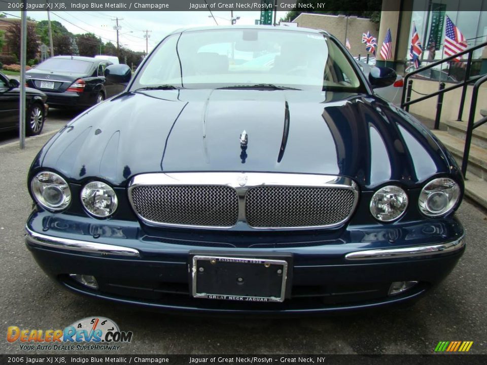2006 Jaguar XJ XJ8 Indigo Blue Metallic / Champagne Photo #2