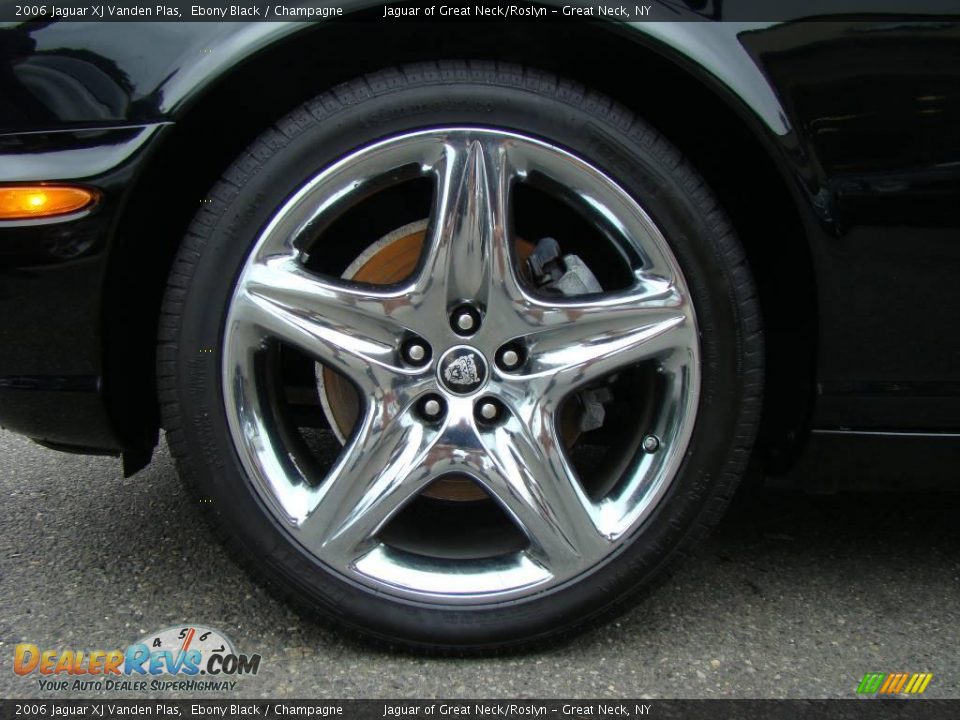 2006 Jaguar XJ Vanden Plas Ebony Black / Champagne Photo #7