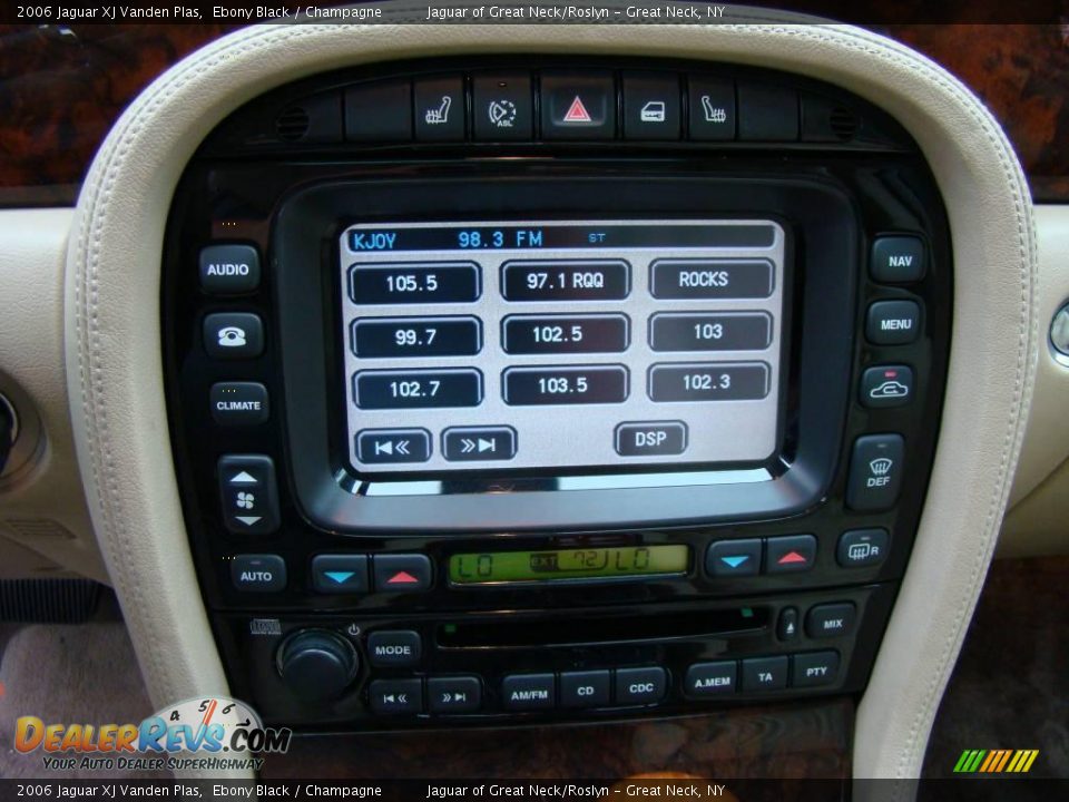2006 Jaguar XJ Vanden Plas Ebony Black / Champagne Photo #13