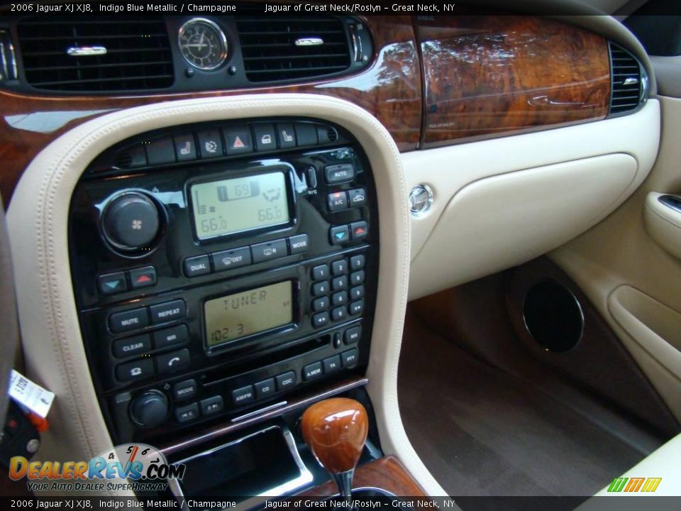 2006 Jaguar XJ XJ8 Indigo Blue Metallic / Champagne Photo #13