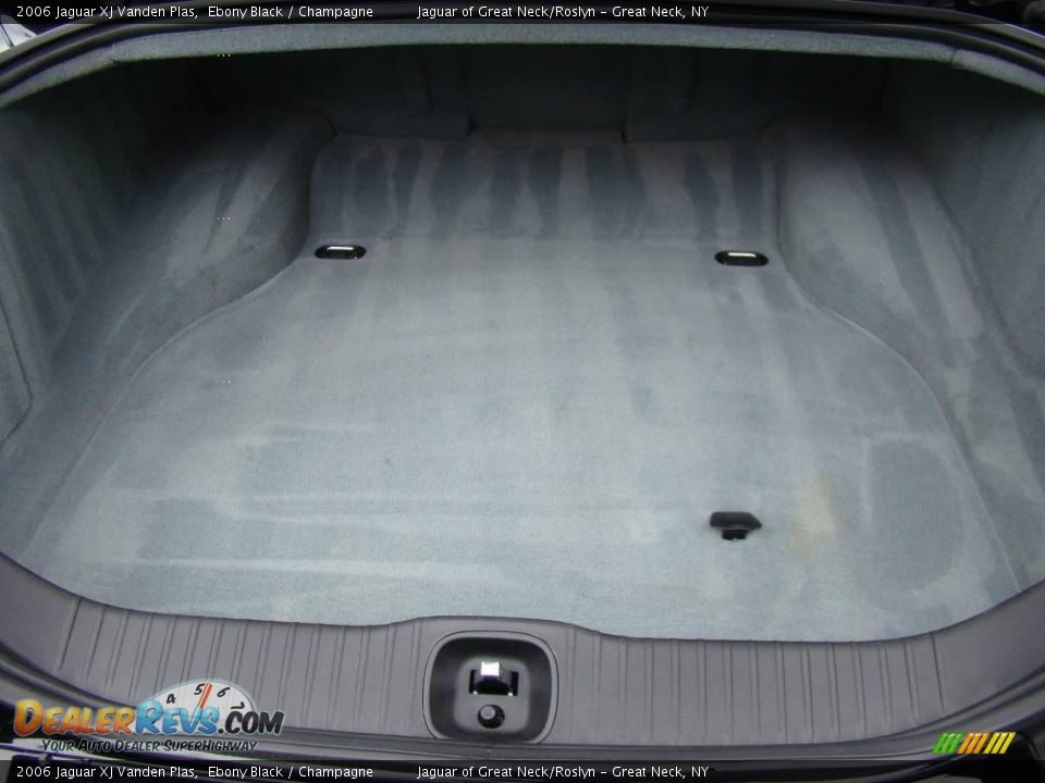 2006 Jaguar XJ Vanden Plas Ebony Black / Champagne Photo #20