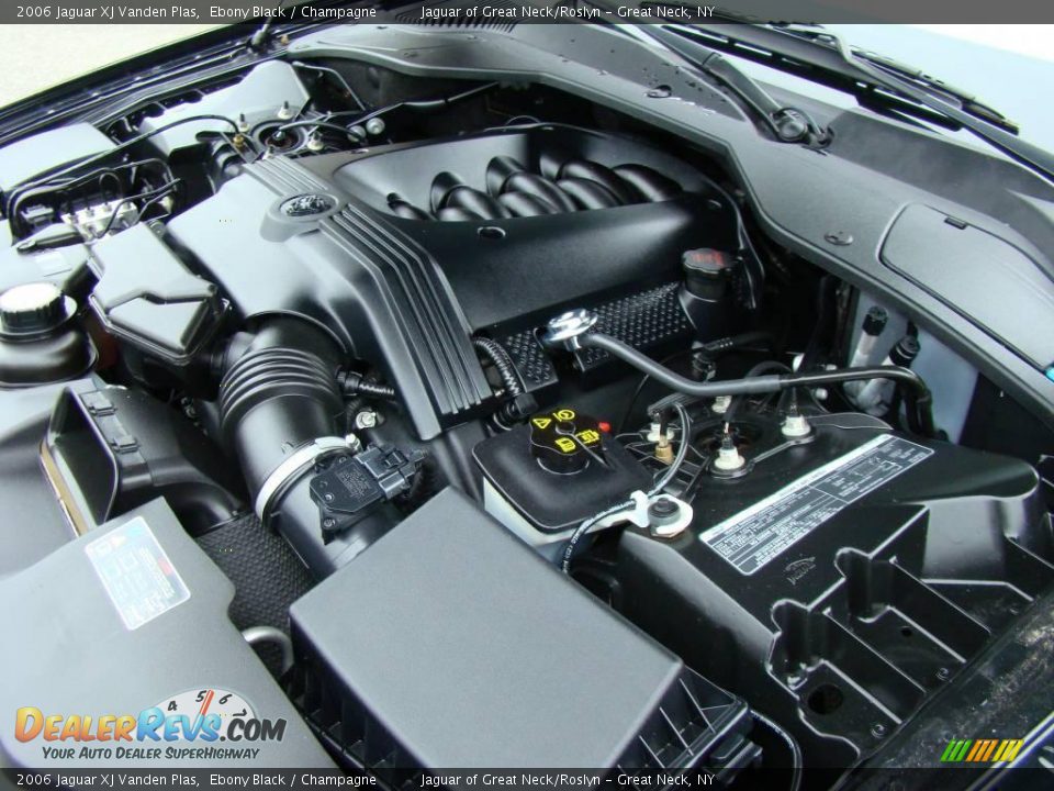2006 Jaguar XJ Vanden Plas Ebony Black / Champagne Photo #23