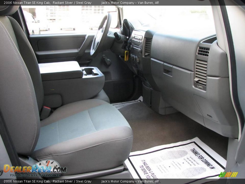 2006 Nissan Titan SE King Cab Radiant Silver / Steel Gray Photo #7