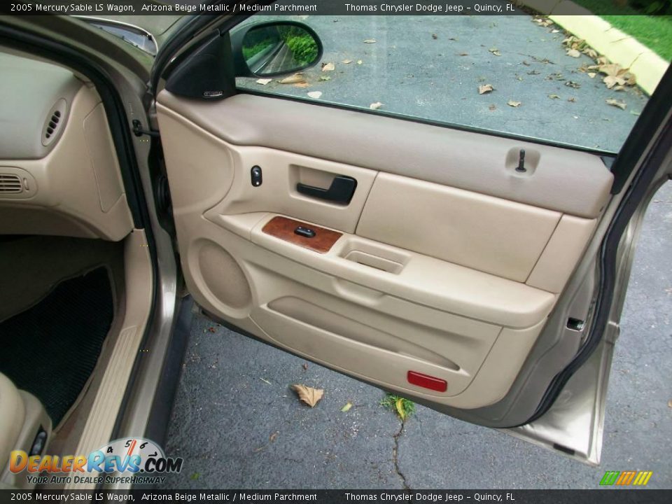 2005 Mercury Sable LS Wagon Arizona Beige Metallic / Medium Parchment Photo #10