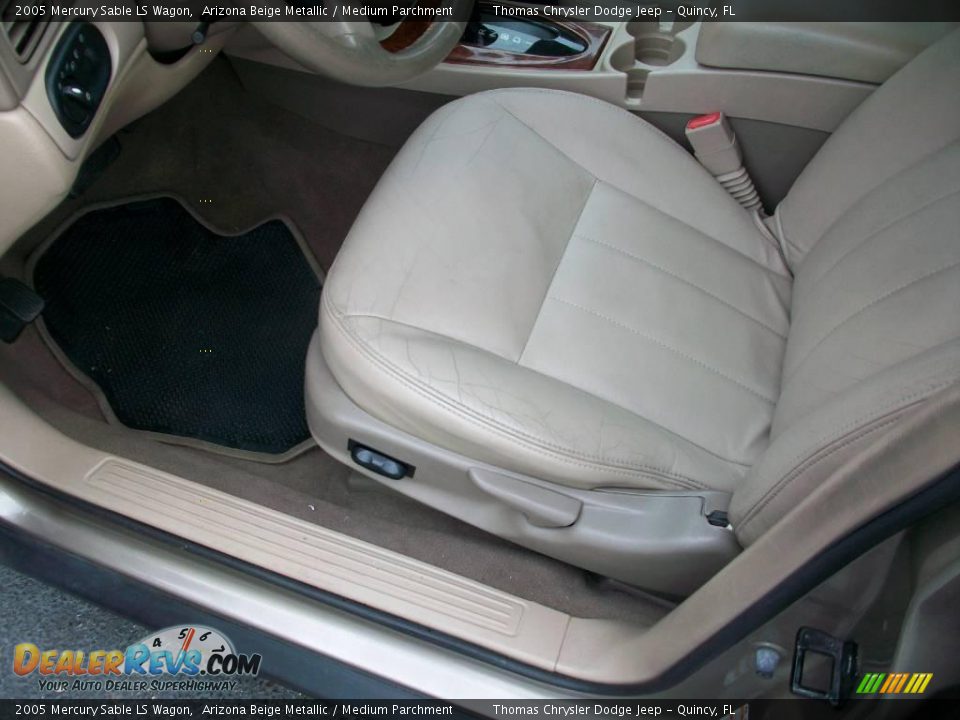 2005 Mercury Sable LS Wagon Arizona Beige Metallic / Medium Parchment Photo #11