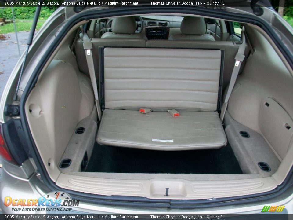 2005 Mercury Sable LS Wagon Arizona Beige Metallic / Medium Parchment Photo #15