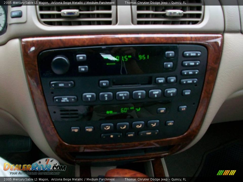 2005 Mercury Sable LS Wagon Arizona Beige Metallic / Medium Parchment Photo #17