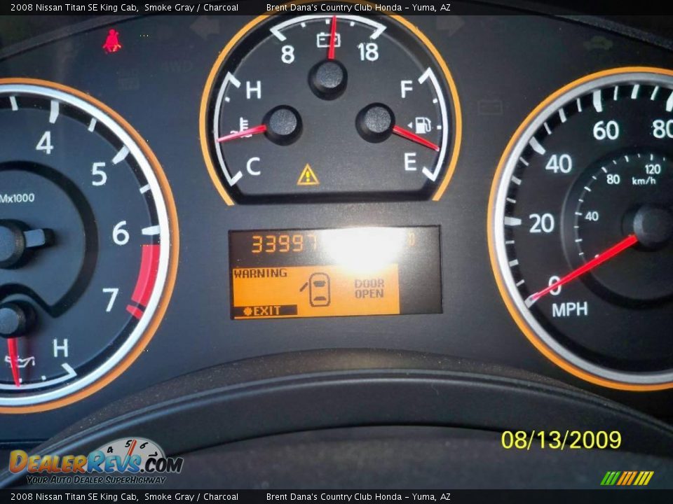 2008 Nissan Titan SE King Cab Smoke Gray / Charcoal Photo #6