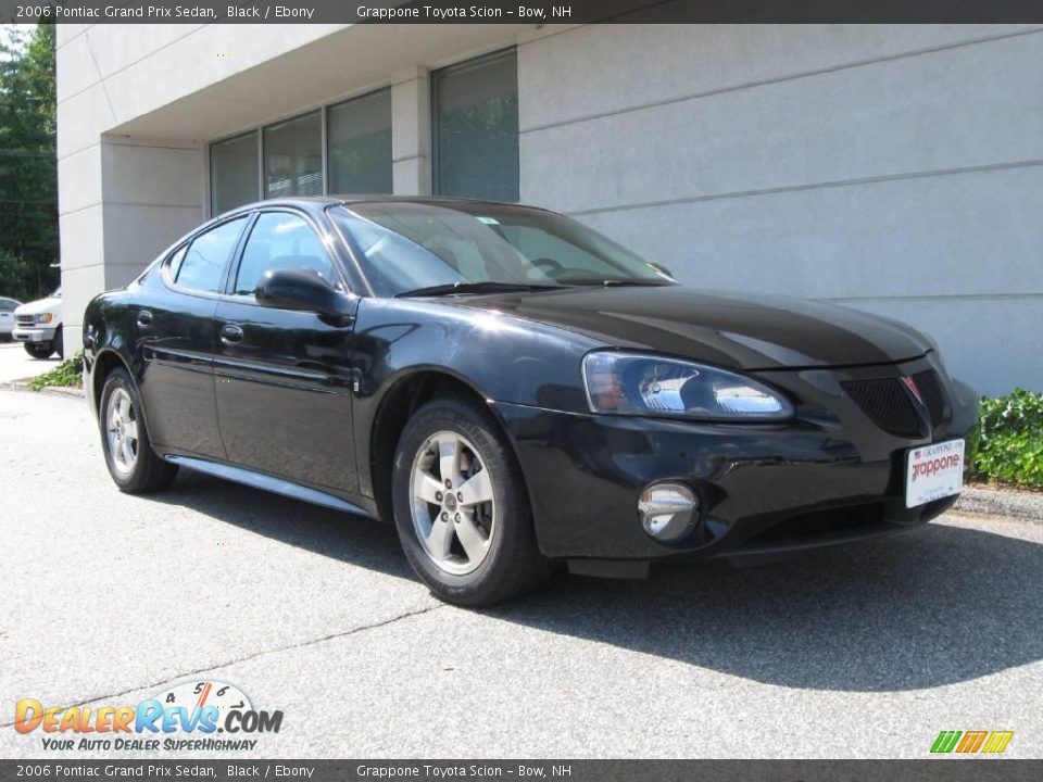 2006 Pontiac Grand Prix Sedan Black / Ebony Photo #1