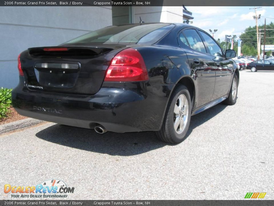 2006 Pontiac Grand Prix Sedan Black / Ebony Photo #3