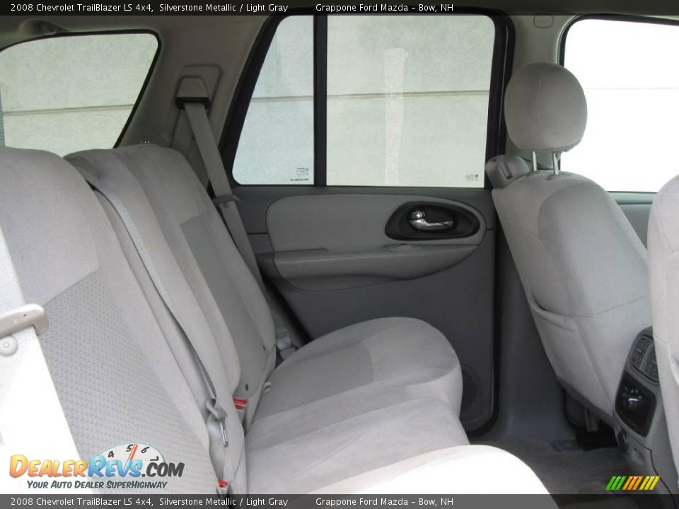 2008 Chevrolet TrailBlazer LS 4x4 Silverstone Metallic / Light Gray Photo #6