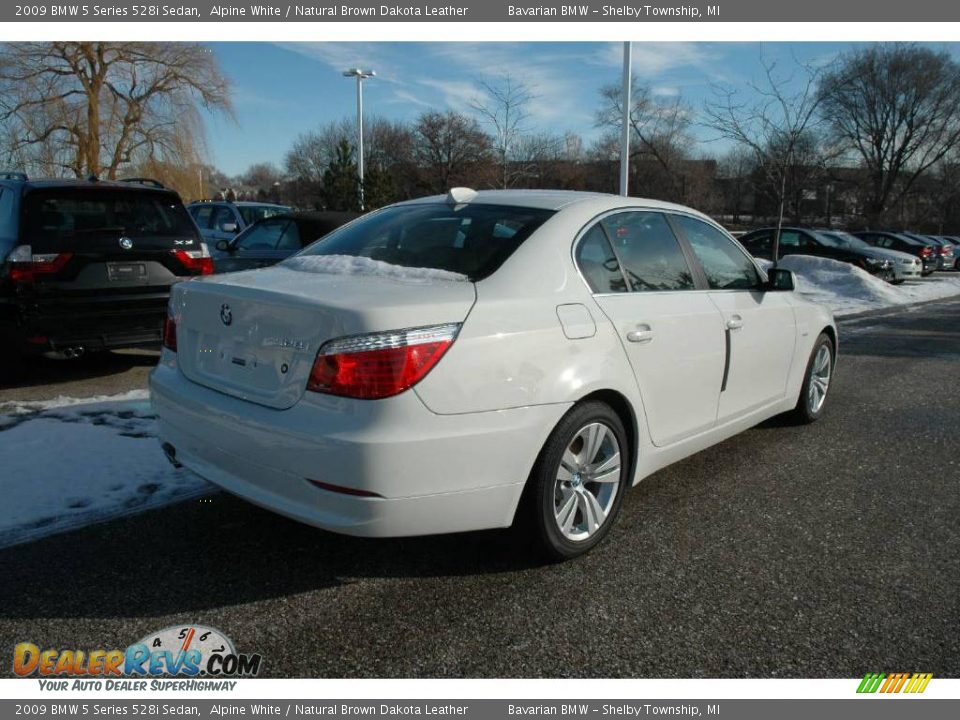 2009 BMW 5 Series 528i Sedan Alpine White / Natural Brown Dakota Leather Photo #5