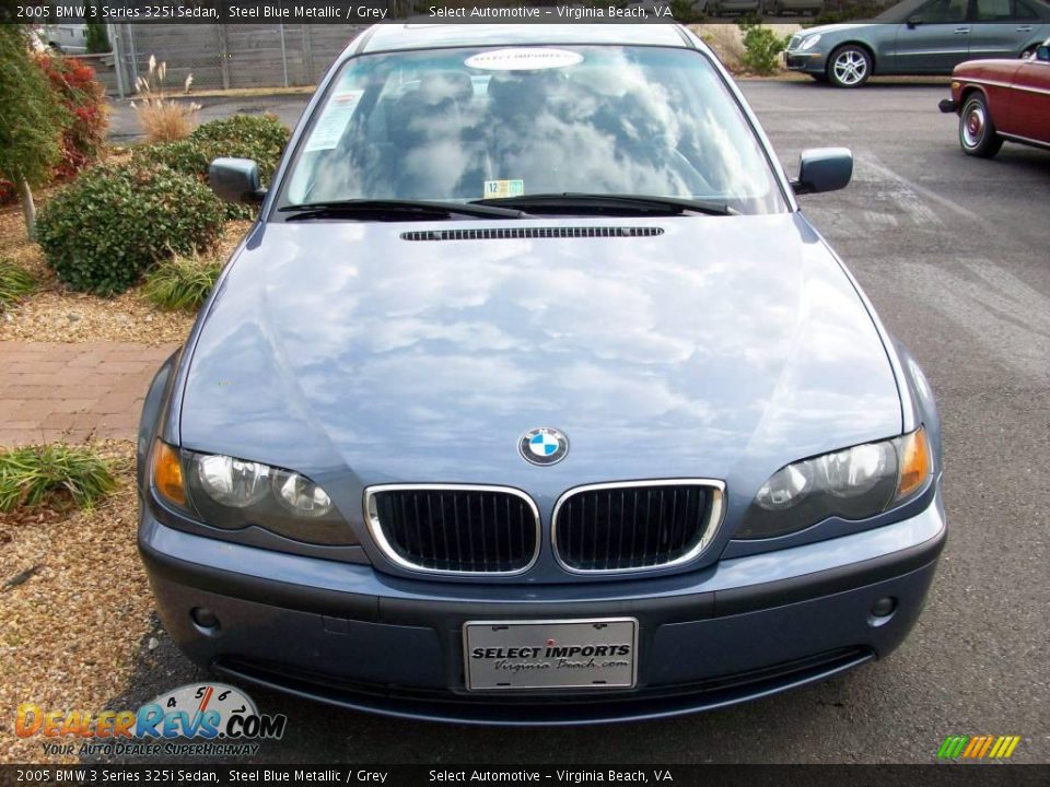 2005 BMW 3 Series 325i Sedan Steel Blue Metallic / Grey Photo #10