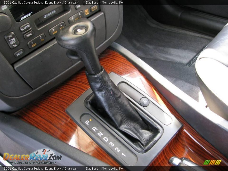 2001 Cadillac Catera Sedan Ebony Black / Charcoal Photo #11