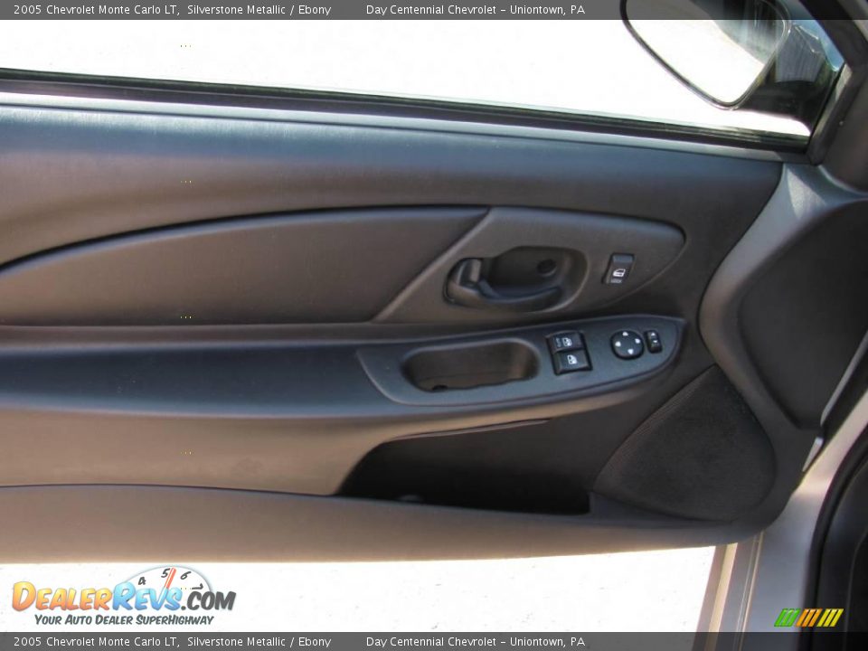 2005 Chevrolet Monte Carlo LT Silverstone Metallic / Ebony Photo #12